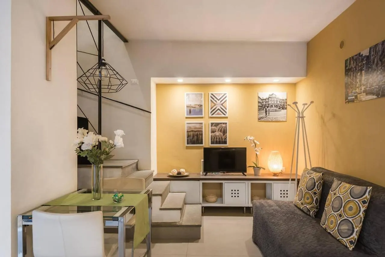 Le Pennellate Short Lets Apartment Catania Italy